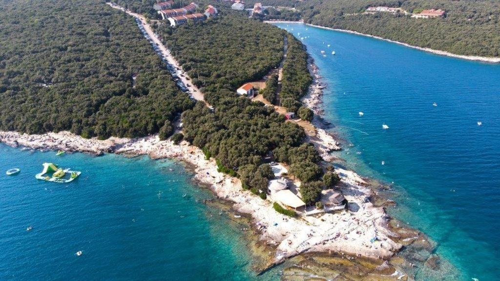 Cozy Apartments And Rooms Pavicini Segotici Esterno foto
